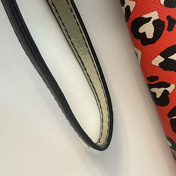 Stella & Dot Wild Hearts Tech Clutch Red Gold Zipper Wallet Abstract Zip Around - Picture 4 of 11